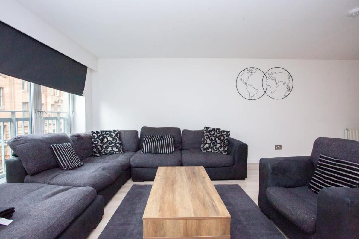 City Centre Apartment W Parking & Hyperoptic Wifi Glasgow Exterior foto